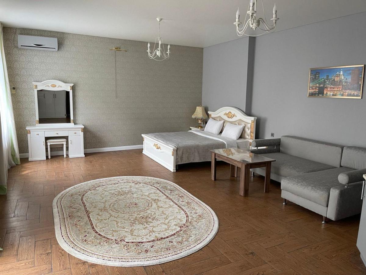 Club City House Klumba Appartamento Odessa Esterno foto